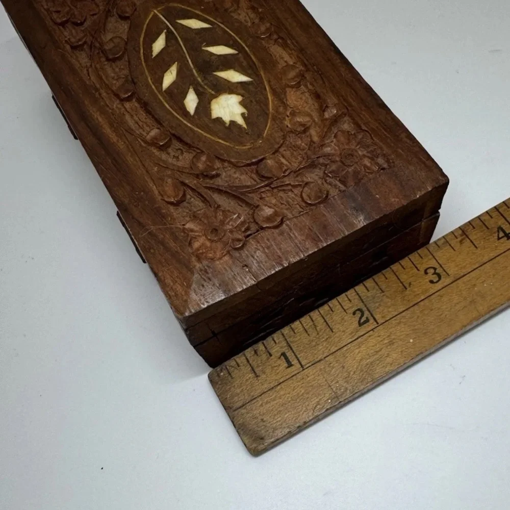 Vintage Carved Floral Folk Artist Wood Jewelry Trinket Box Stone Inlays 6x3x1.5